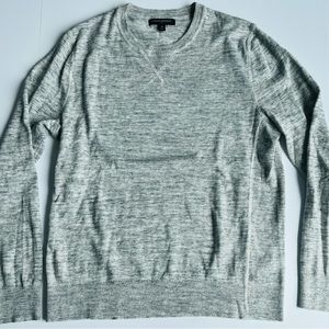 Banana Republic crew neck sweater - Medium